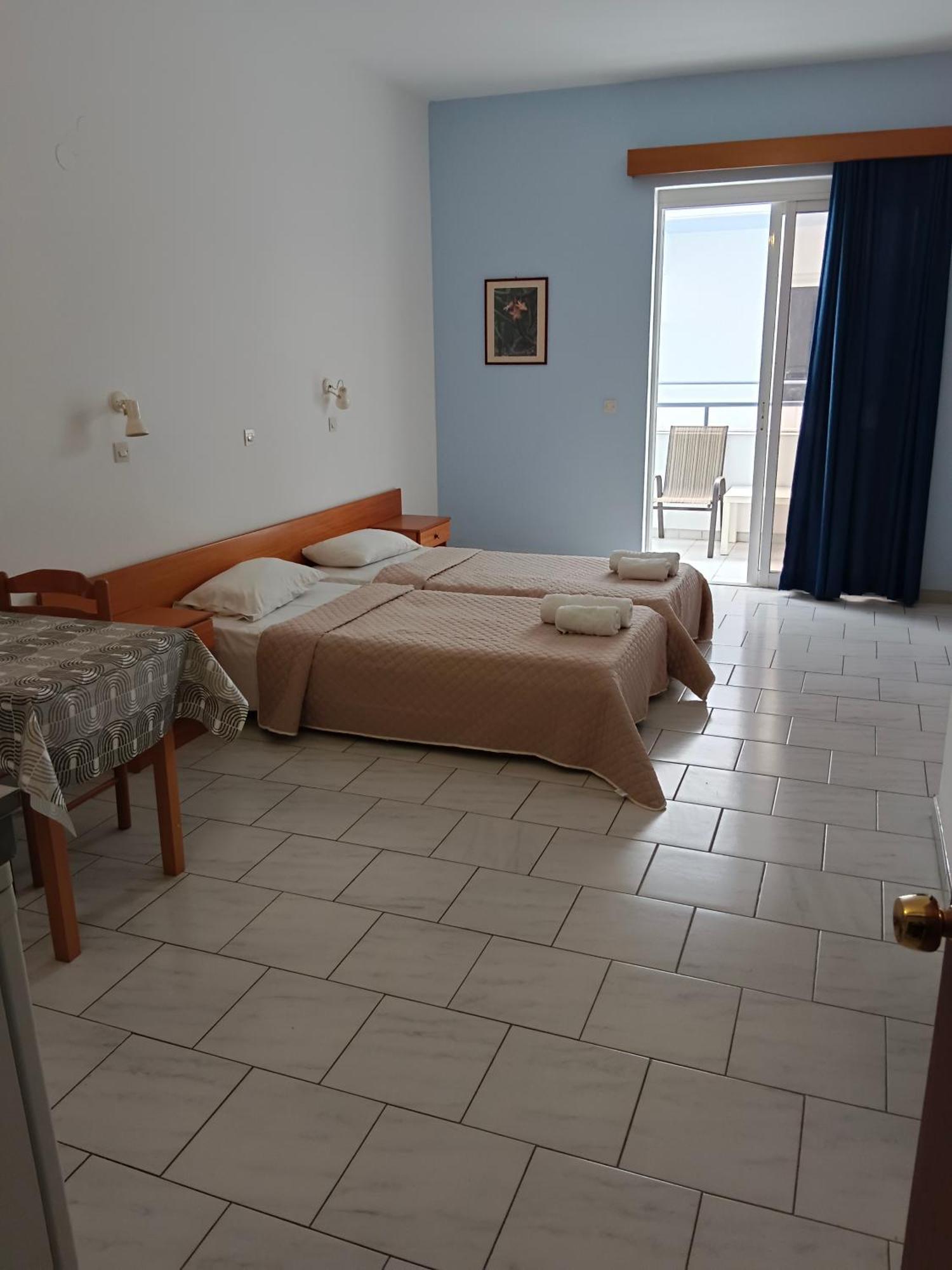 Pyrgos Hotel Apartments Kremastí Exterior foto
