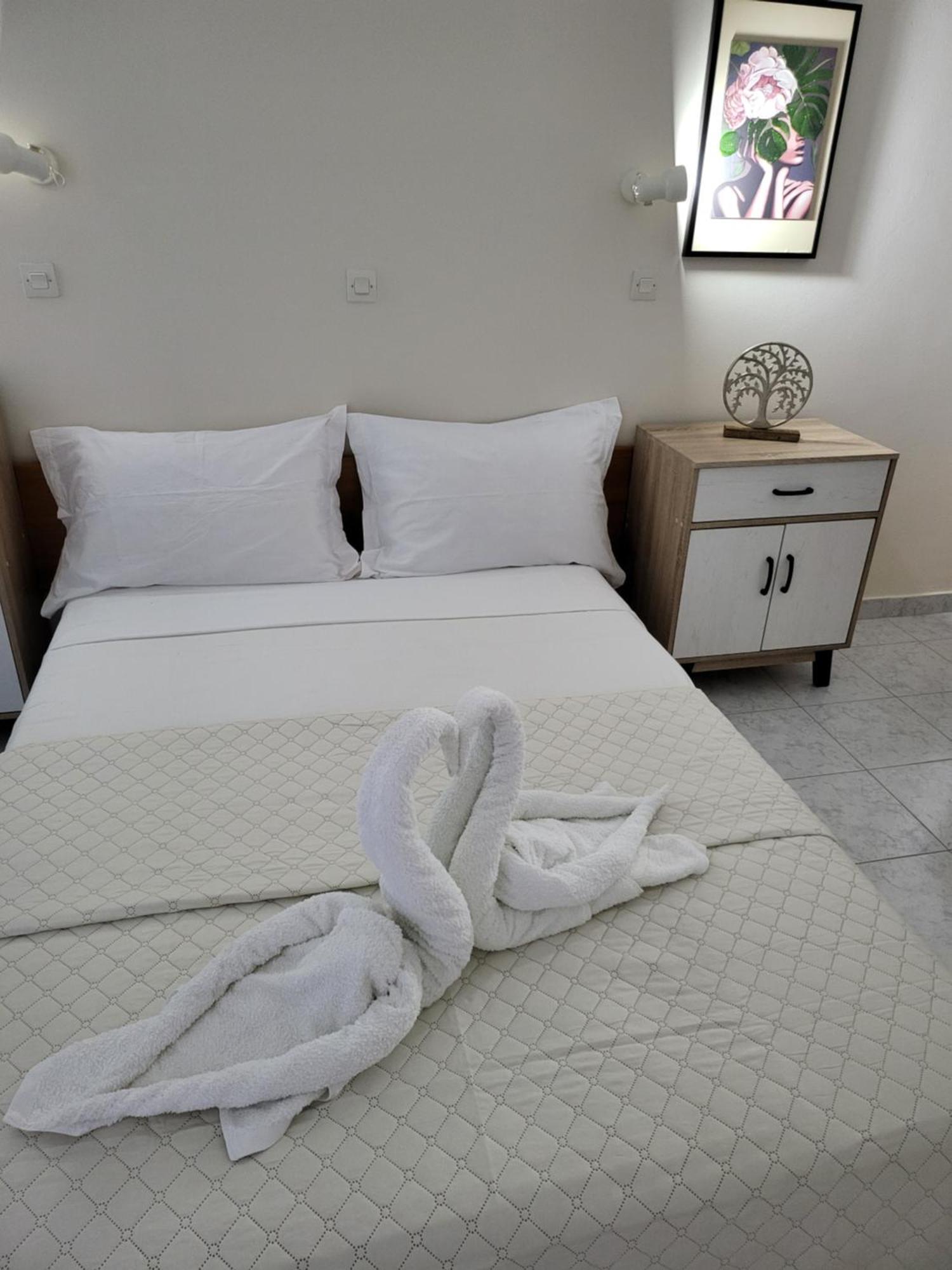 Pyrgos Hotel Apartments Kremastí Exterior foto