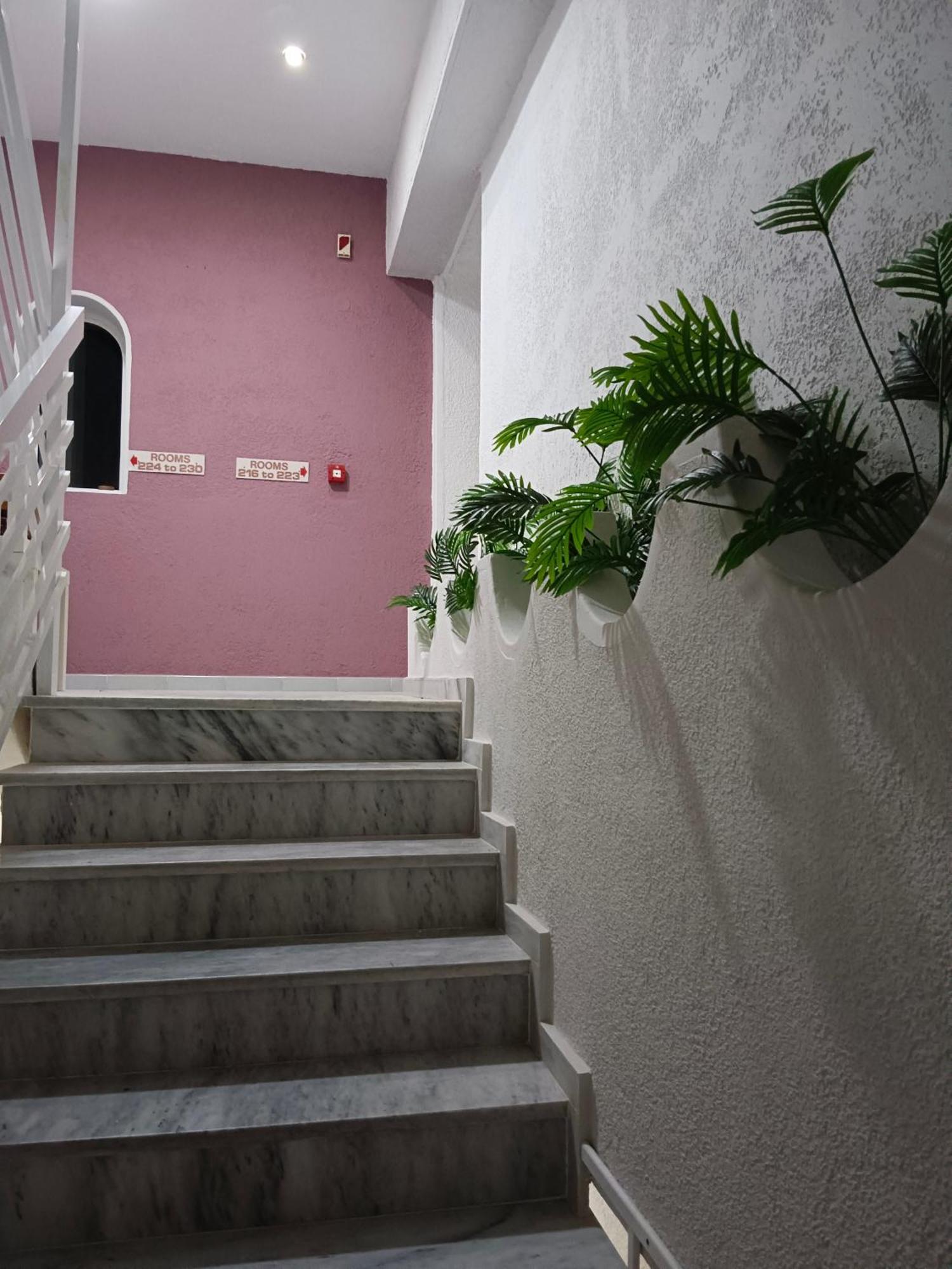 Pyrgos Hotel Apartments Kremastí Exterior foto